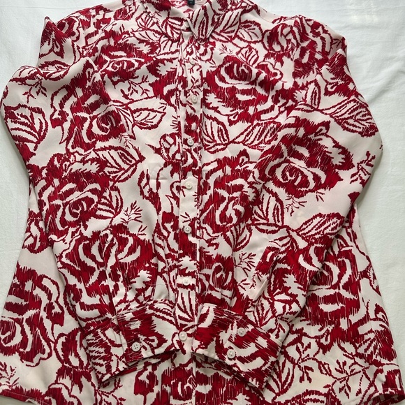 Express Red and White Casual Button Down Shirt - Picture 7 of 9